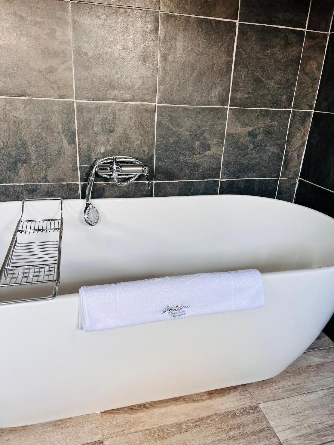 Signature Boutique Guesthouse Maun Exteriör bild